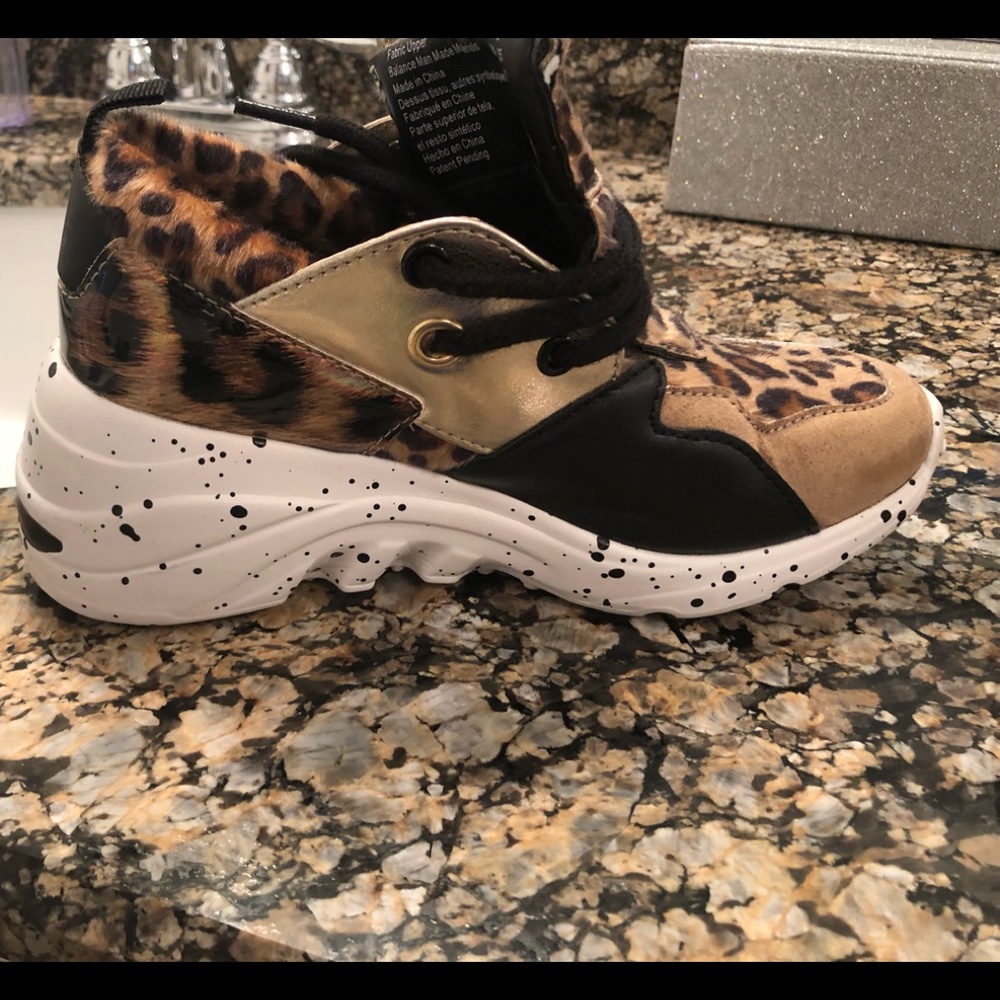 Steve Madden DUPE.Payless leopard platform sneaker